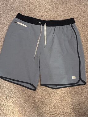 Vuori Banks Shorts Unlined 7”